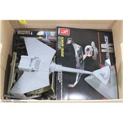 ESTATE BOX WITH 1980S SPACE MODELS.