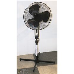 NEW MAINSTAYS 16" OSCILLATING STAND UP FAN