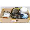 Image 1 : BOX OF AQUARIUM ORNAMENTS & SUPPLIES.