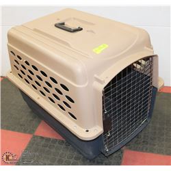 PETMATE LARGE DOG CARRIER.