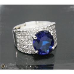 BLUE STONE DESIGNER RING SIZE 7