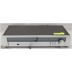 VINTAGE SANSUI AM/FM STEREO TUNER