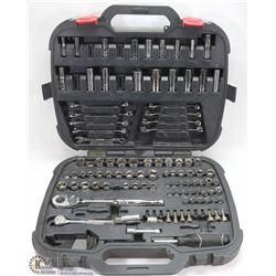 HUSKY MECHANICS TOOL SET W/ CASE  ( TOOLS )