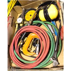 FLAT W/TOOLS INCL. TESA MICROMETER,