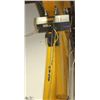 Image 2 : 500LBS OVERHEAD CRANE HOIST W/ SWINGING ARM