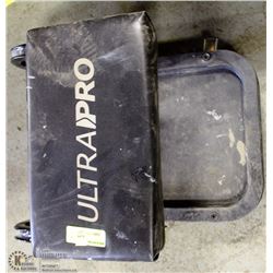 ULTRA-PRO MECHANICS STOOL W/ TRAY