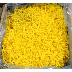 CASE OF YELLOW 8-10 PLASTIC PLUGS