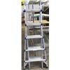 Image 1 : MASTERCRAFT 5 FT ALUMINUM MULTI-POSITIONAL LADDER