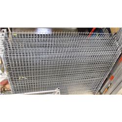 LOT OF 12 METAL SAFETY FENCE PANELS WITH LEGS