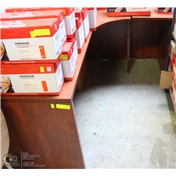 CORNER OFFICE DESK 66" X 66" X 29"