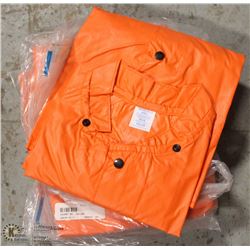 LOT OF 5 ORANGE FLAME RESISTANT JACKETS SIZE MED.