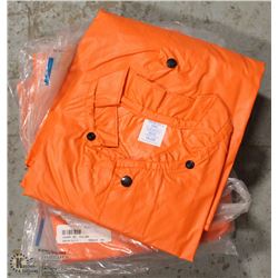 LOT OF 5 ORANGE FLAME RESISTANT JACKETS SIZE MED.