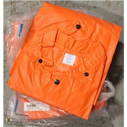 LOT OF 5 ORANGE FLAME RESISTANT JACKETS SIZE MED.