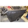 Image 1 : LARGE RUBBERMAID ROLLING DUMP BIN