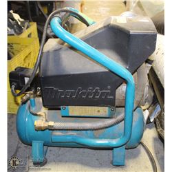 MAKITA 2HP, 2 GALLON AIR COMPRESSOR MAC700