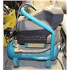 Image 1 : MAKITA 2HP, 2 GALLON AIR COMPRESSOR MAC700