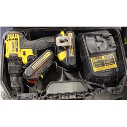 DEWALT 20V CORDLESS DRILL WITH 2 BATTERIES AND