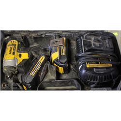 DEWALT 20V CORDLESS IMPACT WITH 2 BATTERIES AND
