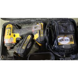 DEWALT 20V CORDLESS IMPACT WITH 2 BATTERIES AND