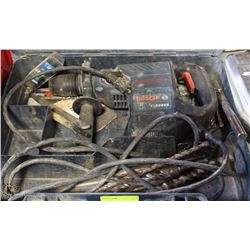 BOSCH 1123VS ELECTRIC HAMMER DRILL