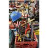 Image 1 : CRATE OF ASSORTED CLAMPS