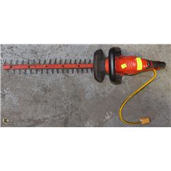 BLACK & DECKER 18" ELECTRIC HEDGE TRIMMER