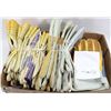 Image 1 : BOX OF ASSORTED WORK GLOVES
