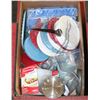Image 1 : LARGE BOX OF TUPPERWARE AND KITCHENWARE