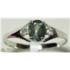 Image 2 : 26) 10K WHITE GOLD ALEXANDRITE AND DIAMOND RING