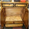 Image 3 : VINTAGE ARMOIRE ON WHEELS