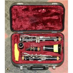 CLARINET YAMAHA GOLDENTONE 4  WITH HARD CASE