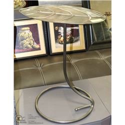 SHOWHOME METAL LEAF END TABLE