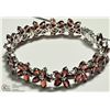 Image 2 : 32) STERLING SILVER GARNET FLOWER SHAPED BRACELET
