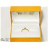 Image 3 : 38) 14K GOLD DIAMOND SOLITAIRE ESTATE RING