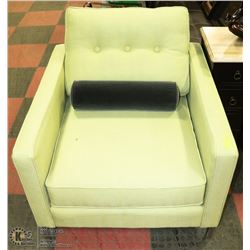 SHOWHOME GREEN FABRIC SOFA CHAIR
