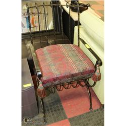 DESIGNER OUTDOOR/PATIO CHAIR WITH PAD