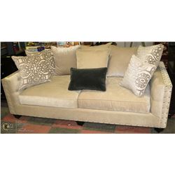 LARGE SHOWHOME NAILHEAD ACCENT FABRIC SOFA