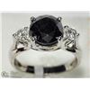 Image 2 : 49) 14K WHITE GOLD BLACK & WHITE DIAMOND RING