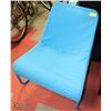Image 1 : SHOWHOME BLUE FABRIC LOUNGE CHAIR