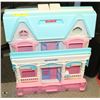 Image 1 : POPOUT DOLL HOUSE