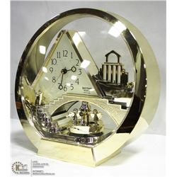 VINTAGE RHYTHM QUARTS MOTION MANTLE