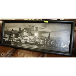 LARGE SHOWHOME BLACK AND WHITE CITY SCENE PICTURE