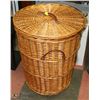 Image 1 : LARGE WICKER BASKET WITH LID (25" TALL