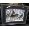 Image 1 : LARGE WOLF PICTURE 35.5"X45.5".