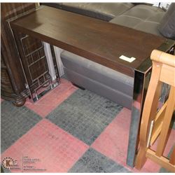 SHOWHOME SOFA/ ENTRY TABLE 14"X43"X31"H