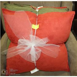 BUNDLE OF 4 DECORATIVE SHOWHOME PILLOWS