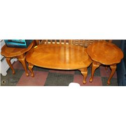 3PC WOOD COFFEE TABLE SET.
