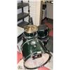 Image 1 : COMPLETE DRUM SET WITH STICKS AND SYMBOLS