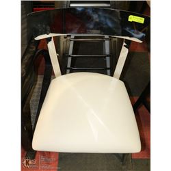 SHOWHOME CHAIR ON CHOICE