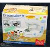 Image 1 : #24-DRESSMAKER #2 SEWING CENTRY